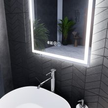 HD Firenze 50 cm széles fali szögletes LED okostükör ambient világítással, érintőkapcsolóval, digitális órával és páramentesítő funkcióval