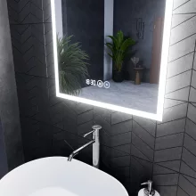 HD Verona 50 cm széles fali szögletes LED okostükör ambient világítással, érintőkapcsolóval, digitális órával és páramentesítő funkcióval
