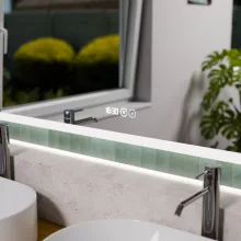 HD Verona 150 cm széles fali szögletes LED okostükör ambient világítással, érintőkapcsolóval, digitális órával és páramentesítő funkcióval